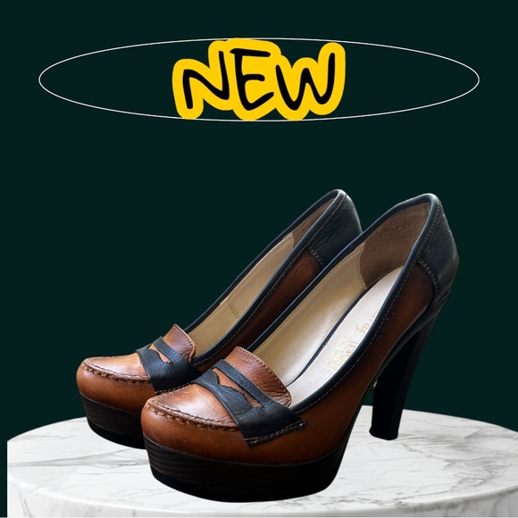Chic Two-Tone Women's Pumps - Picture 1 of 8